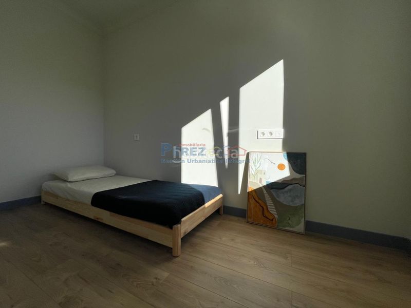 Foto 13c7d743-bcd5-4c27-a34b-33b2b9c71bae. Piso en Fene
