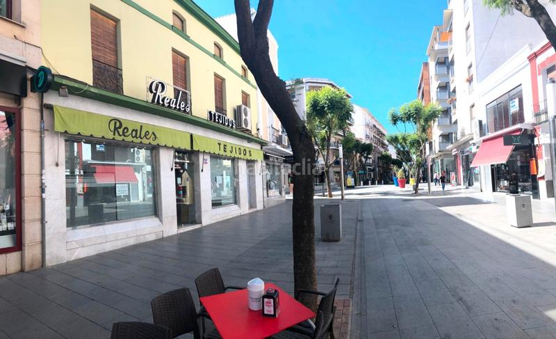 Foto b9a33ce9-f3eb-4fe8-b296-81daa2552c0d. Location local commercial dans calle ramón y cajal 2 dans Don Benito