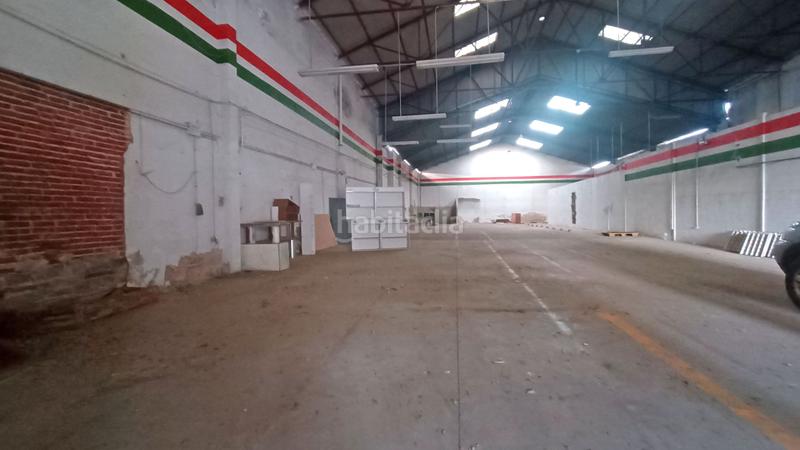 Foto 6d69bda1-9d2f-42ac-a3d7-6fe0c3acc4af. Miete fabrikhalle in n/a in Don Benito