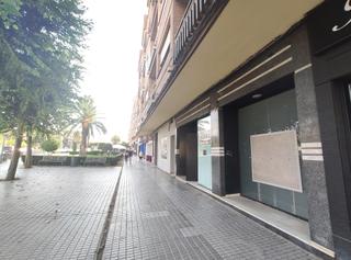Location Local commercial  Avenida alonso martín