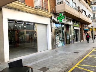 Local commercial à Avenida de la constitución 78