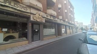 Lloguer Local Comercial  Calle santiago. Local alquiler venta centro