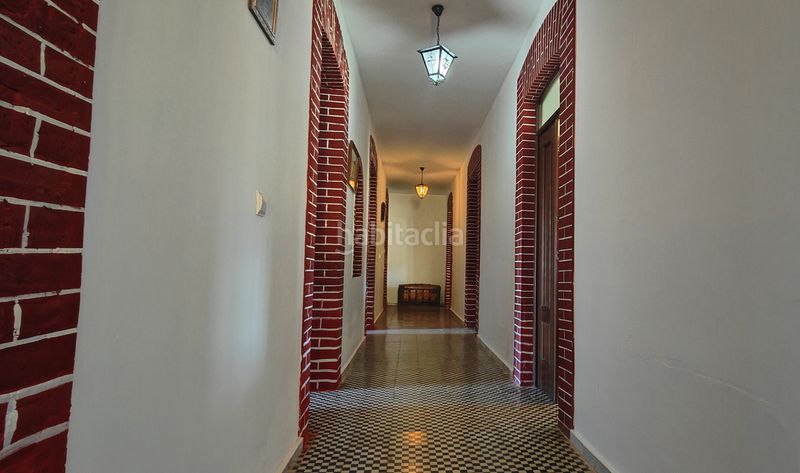 Foto 0fbf892c-d12e-4f80-b126-1d4569521cf8. Xalet amb aparcament piscina a Rena