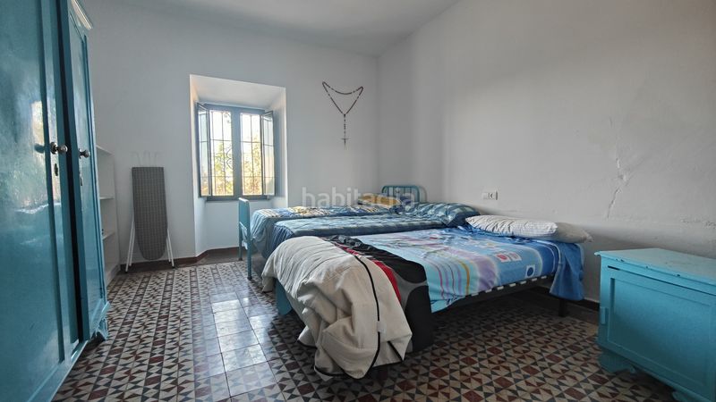 Foto 649f6434-82da-4135-a333-c1d069d69cb7. Xalet amb aparcament piscina a Rena