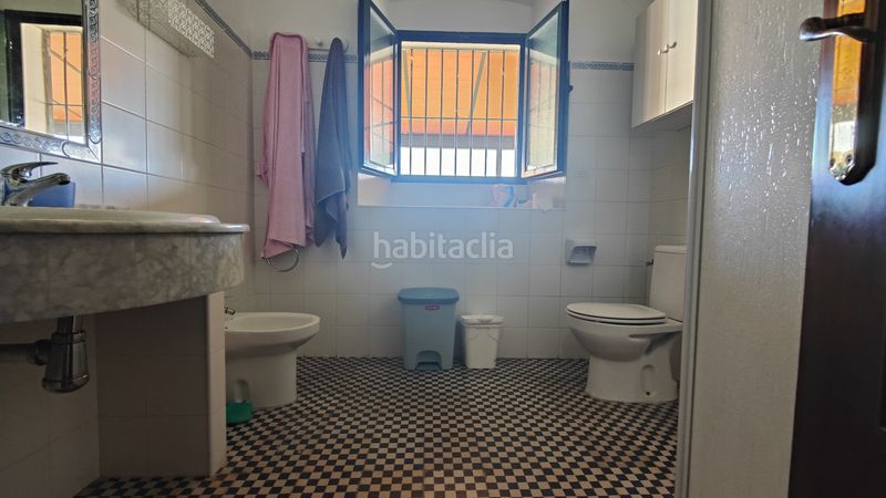Foto c1b0f28c-f0eb-45d8-882f-01a4df924bbf. Xalet amb aparcament piscina a Rena