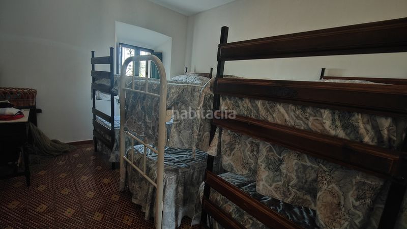 Foto f86ae9bf-50ae-4ae2-951e-f13d525ad727. Xalet amb aparcament piscina a Rena