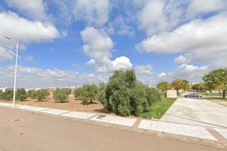Terreny residencial  Calle eugenio hermoso. Parcela de esquina con 222 m2