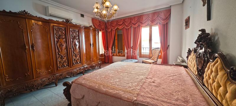 Foto a7824c73-d810-43ca-9ecb-20cc379f66bf. Casa gran casa en el centro . con 4 dormitorios en Don Benito