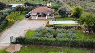 Chalet  ???????? ??? ???? ???. Chalet en venta en medellín en la urbanización quinto cecilio