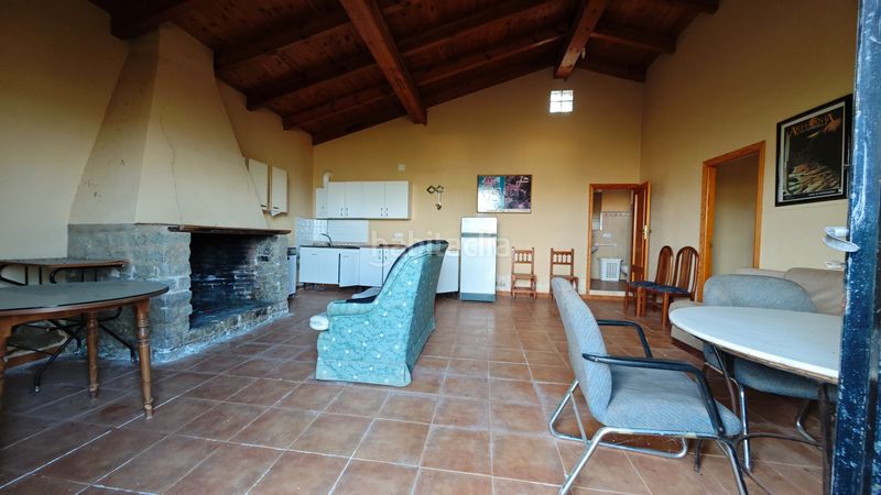 Foto cff51ae1-6a98-4c54-84ff-72338b9ca90c. Chalet  venta la guarda en Campanario