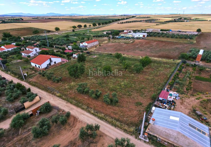 Foto 770a761d-361b-422c-a74b-6a2701afad59. Finca rústica a Don Benito