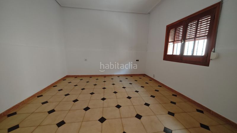 Foto 23a1b5d6-1935-49a7-a157-14e597eedfbc. Planta baja  venta centro en Don Benito