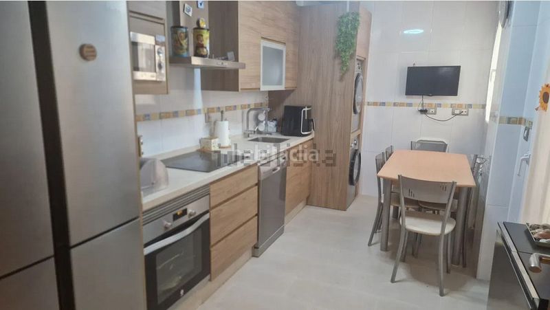 Foto 8de3701f-0a1a-4ba3-876a-4d6932df451e. Piso  venta centro en Don Benito