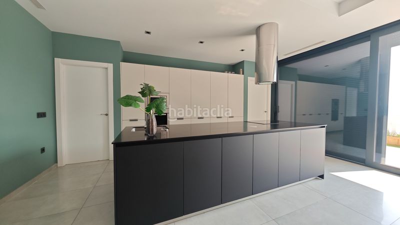 Foto e3fc590f-c3eb-4721-b676-0dd658ecbb86. Xalet amb calefacció aparcament piscina a Medellín
