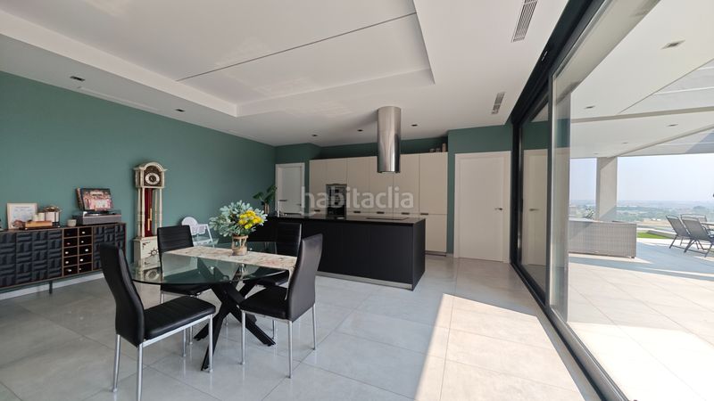 Foto f9c3f691-f635-474f-a6d9-c618cb7901dd. Xalet amb calefacció aparcament piscina a Medellín