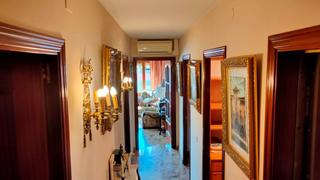 Pis  La rambla. Piso de 5 habitaciones en la rambla más dos trasteros y plaza pa