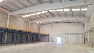 Affitto Capannone industriale  Carrer masia del furo. Alquiler nave industrial espacio versátil y equipado en vendrell