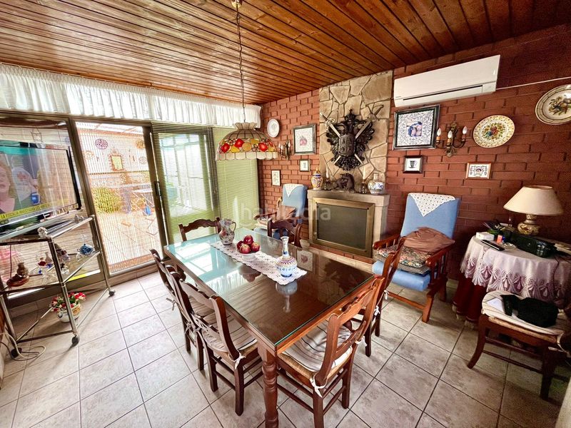 Foto d41ee362-61ac-4a5c-9043-1ab4b3353cc8. Casa amb xemeneia calefacció aparcament a Sant Vicenç de Castellet