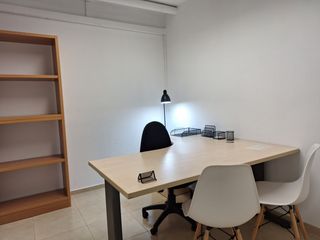Rent Office space  Carrer de mar. Oficina privada premium en coworking vendrell centro tecnología