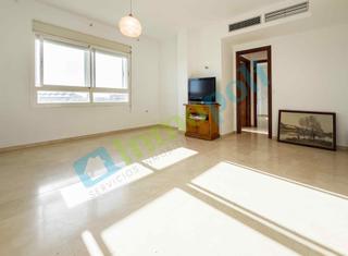Lloguer Apartament a Valdepasillas - La Paz - Huerta Rosales. Apartamento sin amueblar con excelente ubicación en bda. de vald