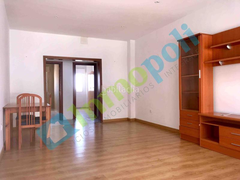 Foto afd4e0f3-7f29-4fcc-98b1-f5bfc969fe8c. Flat in pedanías de Badajoz Badajoz