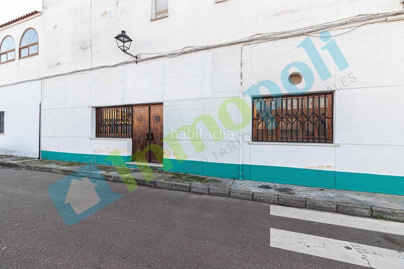 Foto 96f99404-d5db-4693-93f7-0db4a7111afb. Local comercial local en venta en alquiler en gévora en Badajoz