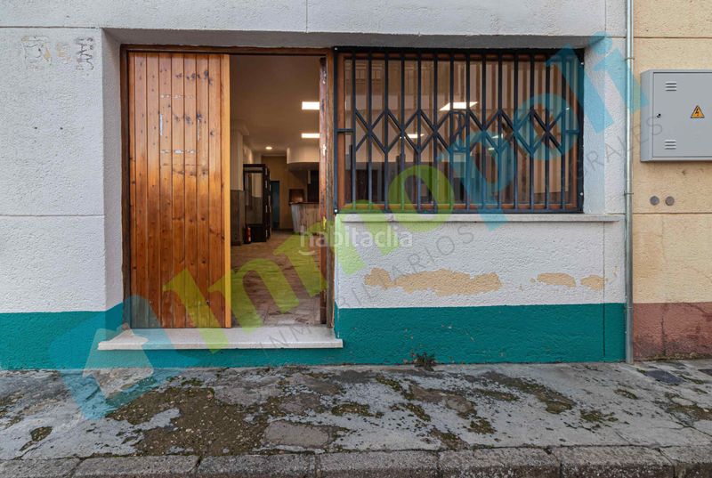 Foto b0d3a4dc-834f-486a-8d55-c00df3569fe8. Local comercial local en venta en alquiler en gévora en Badajoz