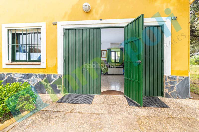 Foto 7f7a47c2-99c0-4efb-b934-45caf32f4eb8. Xalet amb xemeneia aparcament a pedanías de Badajoz Badajoz