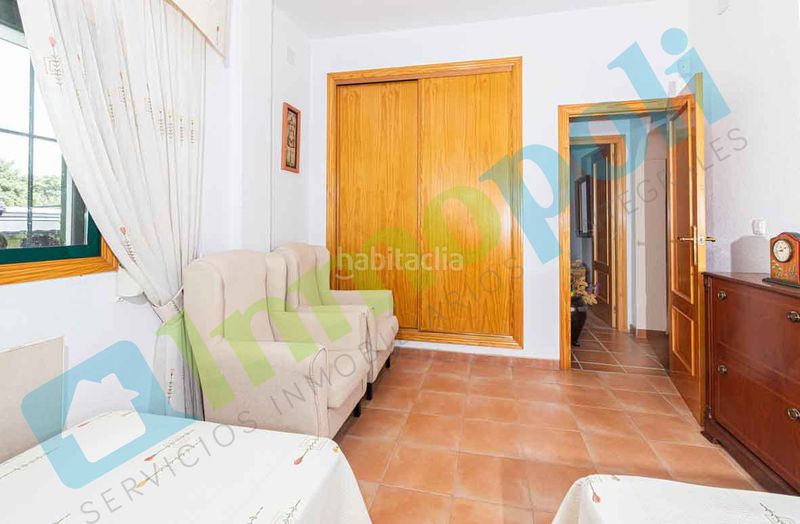 Foto 9ab358a5-5eef-4348-a829-96a273987d68. Xalet amb xemeneia aparcament a pedanías de Badajoz Badajoz