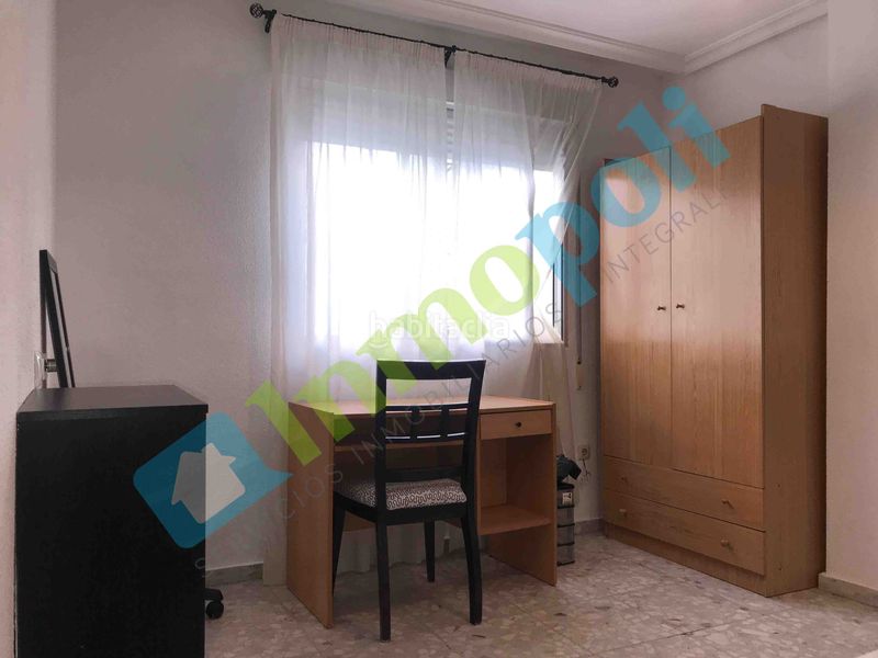 Foto 372f69af-fc8b-4842-a322-81ce5a9598a7. Rent flat in Valdepasillas - La Paz - Huerta Rosales Badajoz