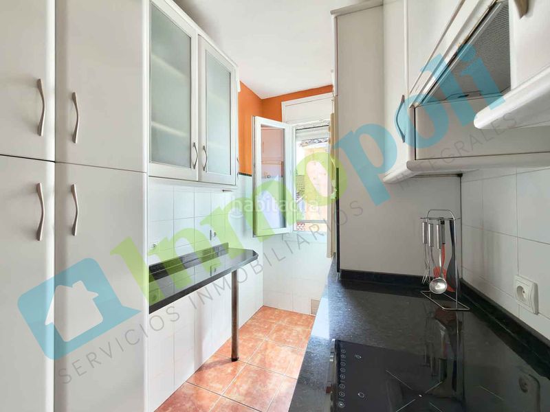 Foto 77d0f3da-4445-4224-9d49-77ff8e962f44. Rent flat with heating in Casco Antiguo Badajoz