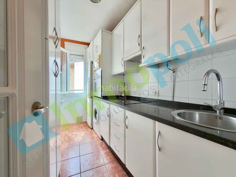 Foto b348154f-c47d-4f07-8374-a71ea94e7b50. Rent flat with heating in Casco Antiguo Badajoz