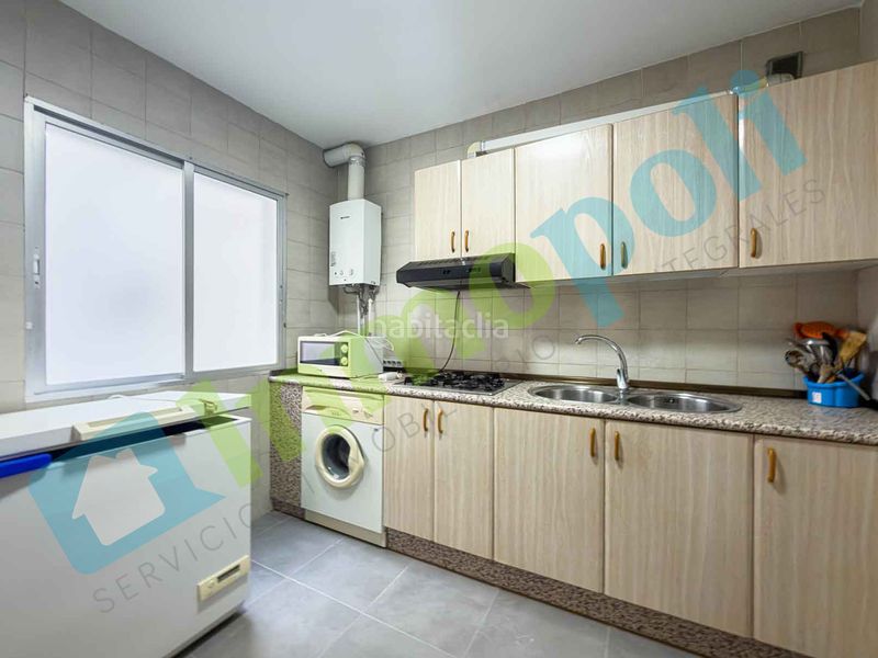 Foto a92227c7-3f3a-4177-bbf9-bbc887162965. Lloguer pis a Valdepasillas - La Paz - Huerta Rosales Badajoz
