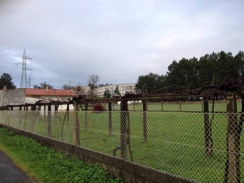 Foto b9eeb501-38ab-4cc1-921a-9f46384d195b. Gewerbliches grundstück in Bertamirans Ames