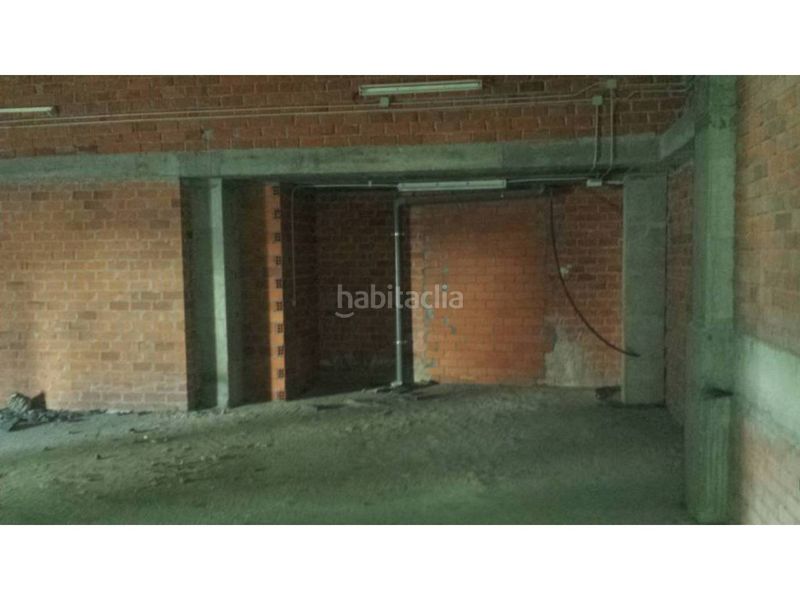 Foto b94f33a2-4134-4dde-a594-1a04235d55f3. Lloguer local comercial a O Milladoiro Ames