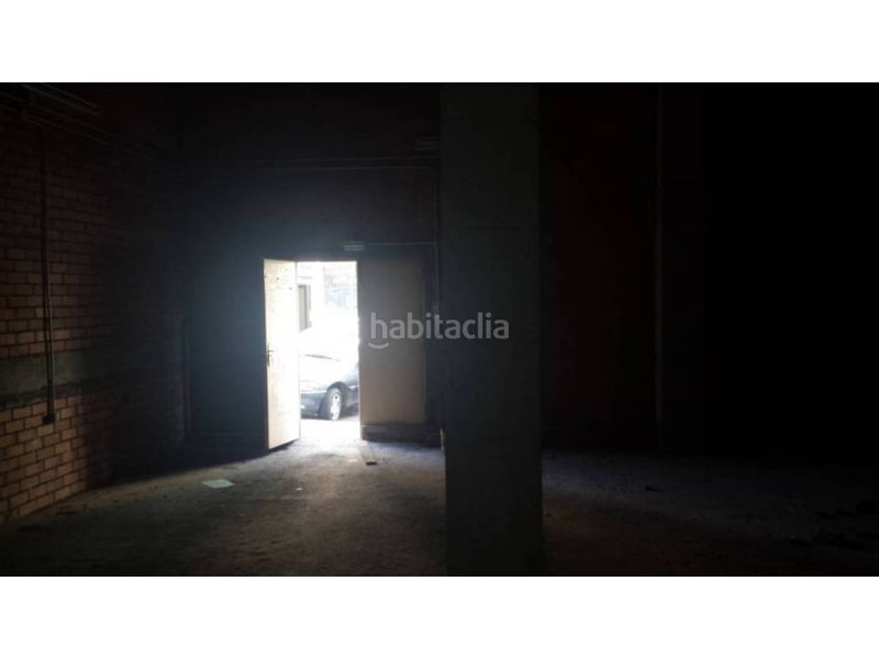 Foto ee538c36-19b6-4ee3-84b9-8a43fd25f52a. Lloguer local comercial a O Milladoiro Ames