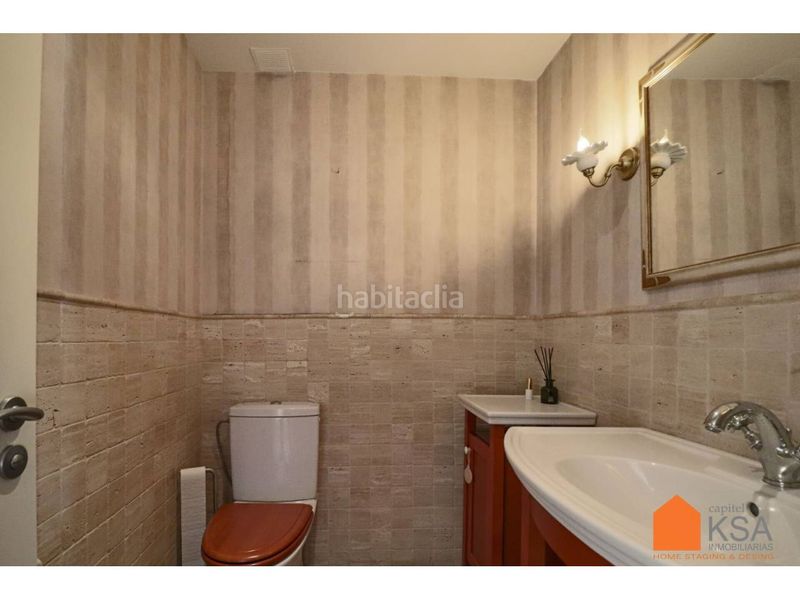 Foto 8ec8d658-35b4-4f75-ac1d-ff02ebdf76a7. Xalet amb calefacció aparcament piscina a Parroquias de Santiago Santiago de Compostela