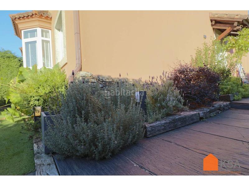 Foto 45961812-3632-4c2d-a8ce-47b7336a683c. Chalet mit heizung parking pool in Parroquias de Santiago Santiago de Compostela