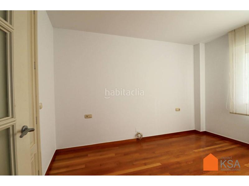 Foto 63192f8f-448a-496e-b1f2-bed0b6e0fe07. Chalet mit heizung parking pool in Parroquias de Santiago Santiago de Compostela