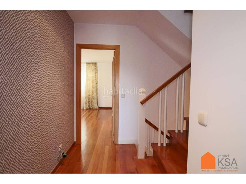 Foto 7aa032c2-9ec6-48c2-8857-d9211082e948. Chalet mit heizung parking pool in Parroquias de Santiago Santiago de Compostela