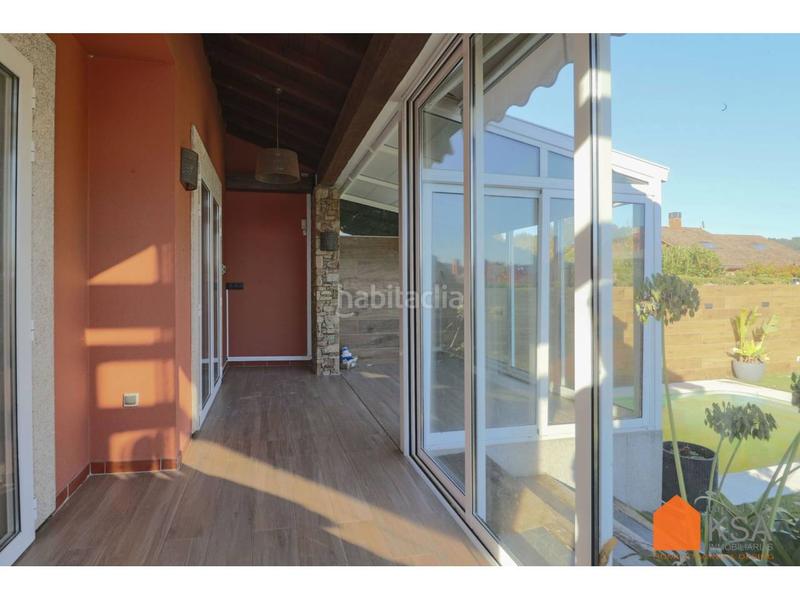 Foto 9ba598bb-34fc-420c-8cac-7280ec0345bd. Chalet mit heizung parking pool in Parroquias de Santiago Santiago de Compostela