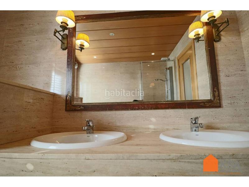 Foto a2655b12-e527-48af-9124-f24e268bd239. Chalet mit heizung parking pool in Parroquias de Santiago Santiago de Compostela