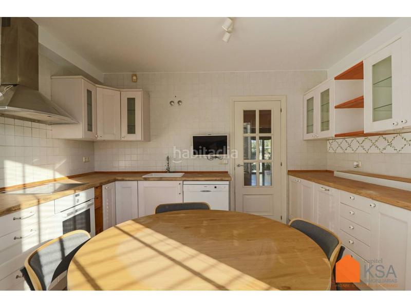 Foto a689b549-f039-4118-b584-83a578b1dad1. Chalet mit heizung parking pool in Parroquias de Santiago Santiago de Compostela