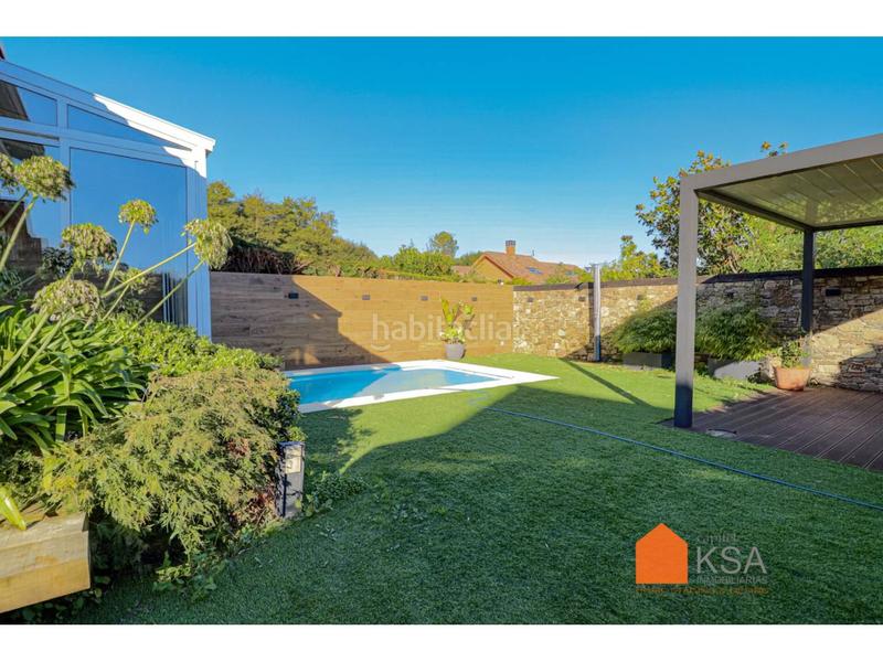 Foto c52ea132-fcdf-46ae-b648-849d48211433. Chalet mit heizung parking pool in Parroquias de Santiago Santiago de Compostela