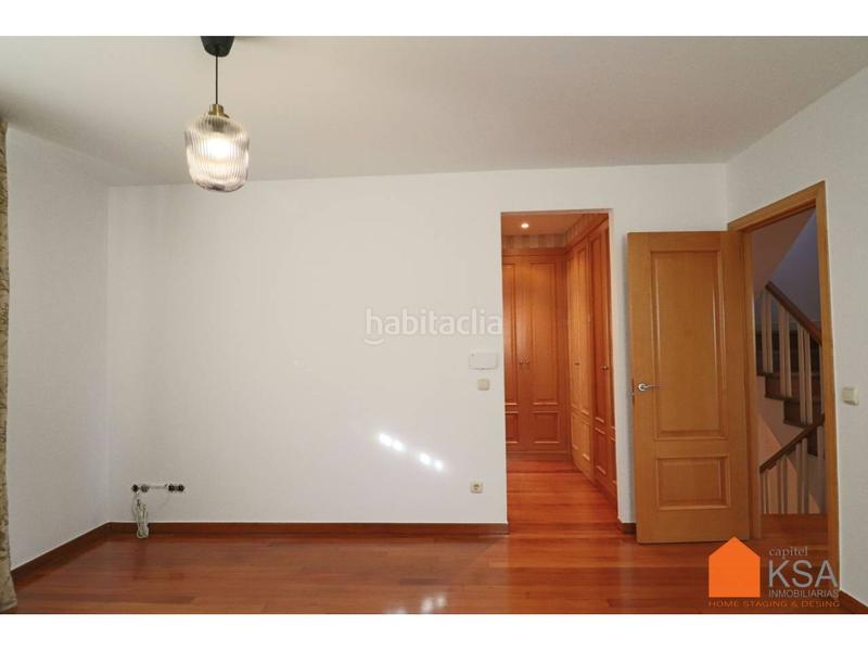 Foto d19cf48b-e7c2-44b3-8f92-cffe1c216d38. Chalet mit heizung parking pool in Parroquias de Santiago Santiago de Compostela