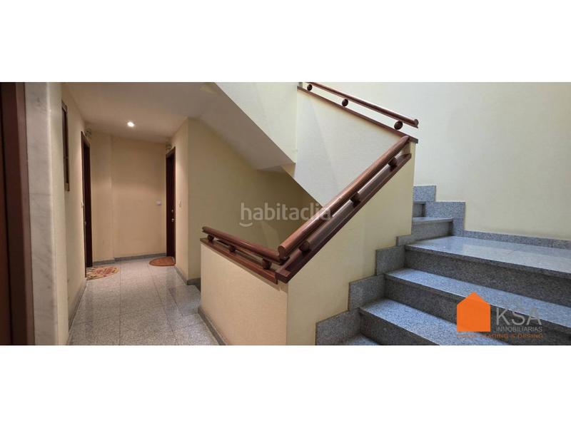 Foto 365cda4a-2b78-4351-abdf-801462c2fea9. Apartament amb calefacció aparcament a O Milladoiro Ames