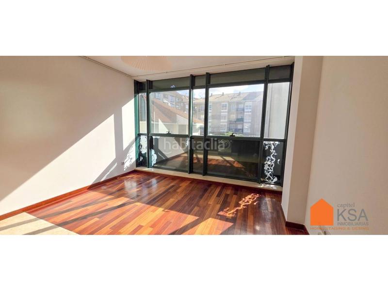 Foto 3fd4fdd6-e1a8-44da-b76a-bcfe0cdeb105. Apartament amb calefacció aparcament a O Milladoiro Ames