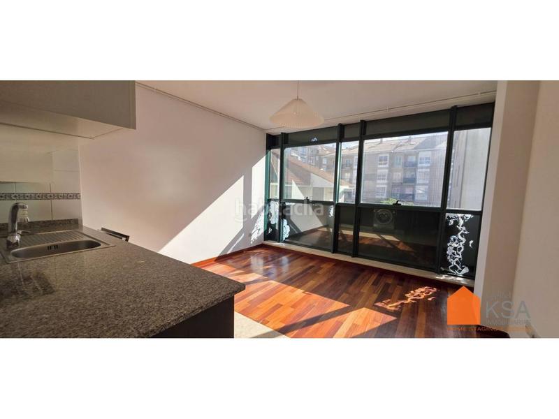 Foto 70088d94-d900-4c5d-a99c-b4e137b1c7c2. Apartament amb calefacció aparcament a O Milladoiro Ames