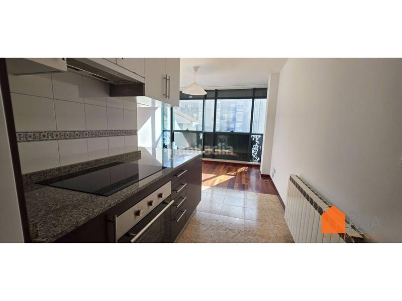 Foto 9b7b874d-b634-48eb-ace3-4ca2679b34fe. Apartament amb calefacció aparcament a O Milladoiro Ames
