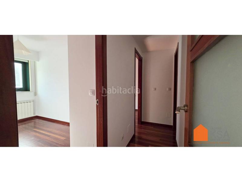 Foto a45007b3-1eec-4607-bec2-4d7bba00189a. Apartament amb calefacció aparcament a O Milladoiro Ames